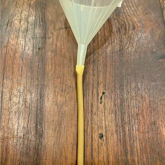 Wolfard Glass Oil Lamp 12” Clear Glass Oil Lamp - Picture 7 of 12